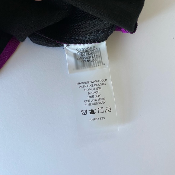 NWT Vince Camuto Sleeveless Textured Satin look Shell Top Size XS - Picture 12 of 12